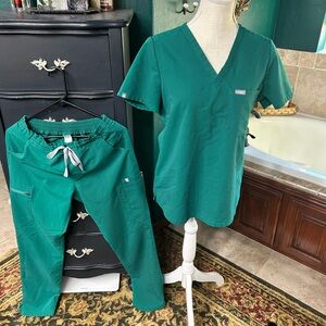 Figs Forest Green Scrub set sz S